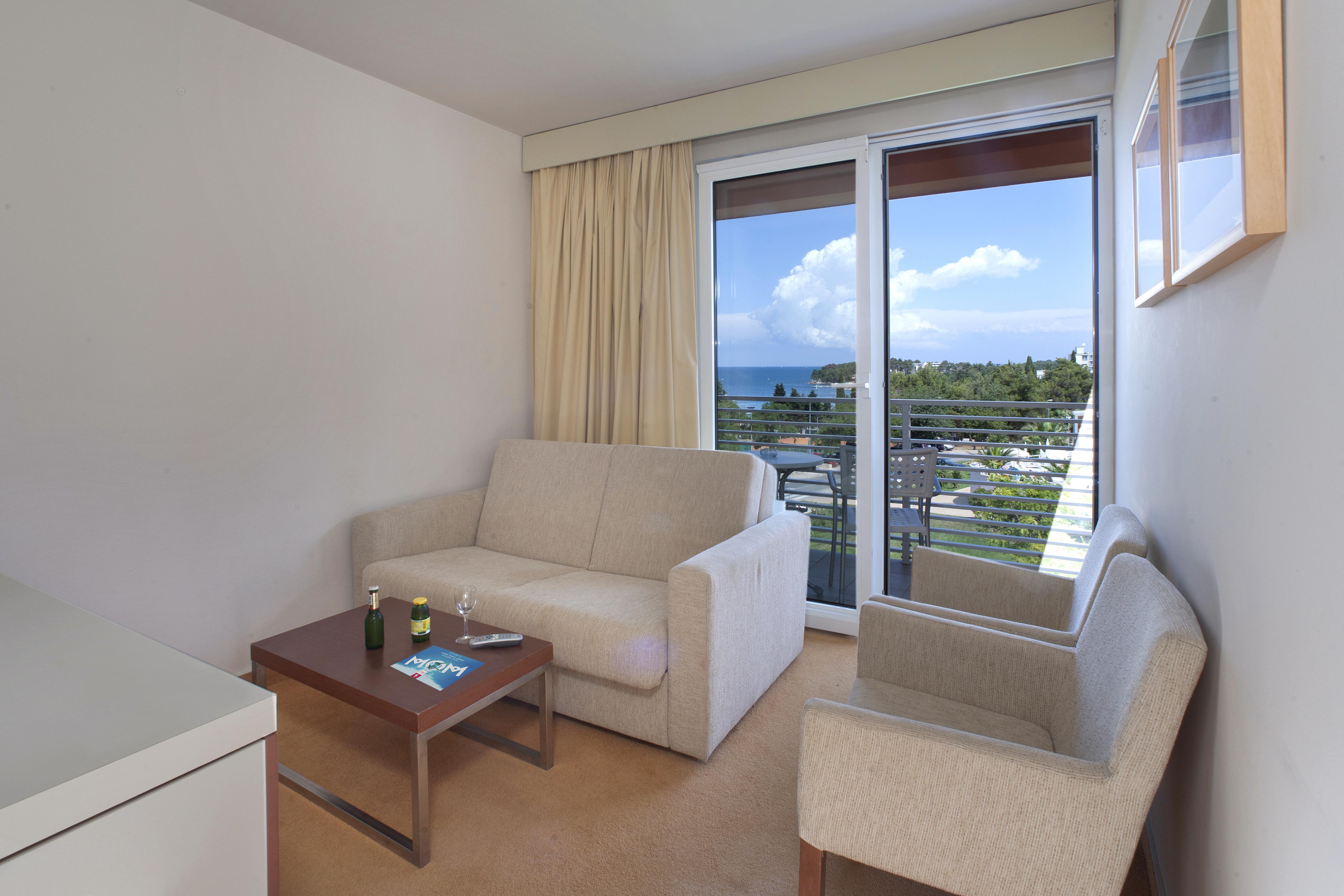 Hotel Albatros Plava Laguna Porec Bagian luar foto