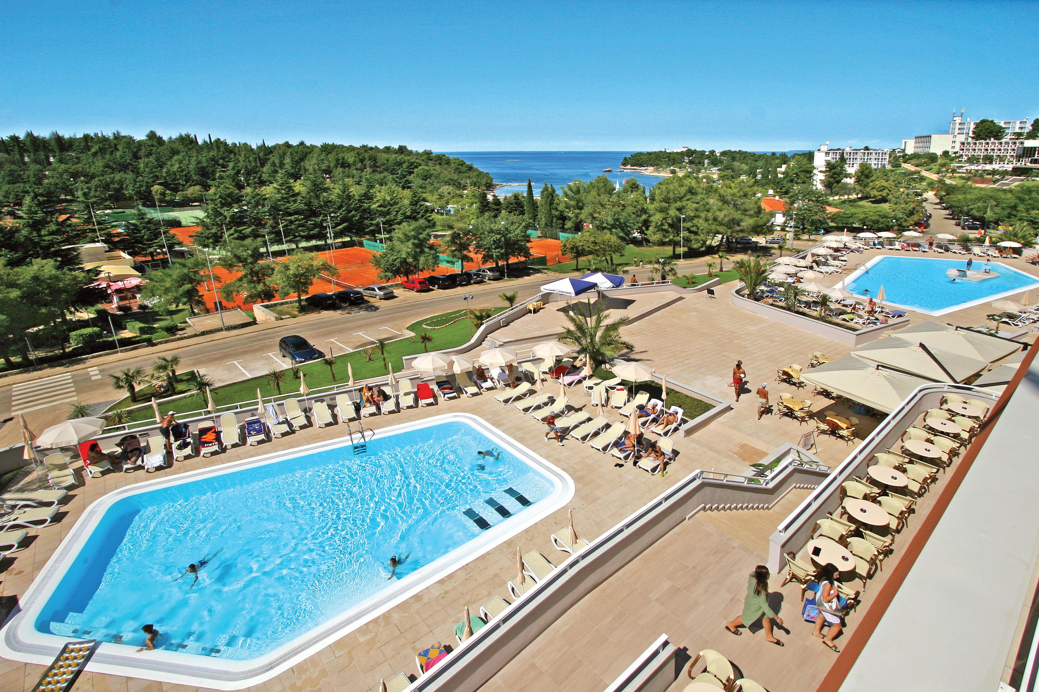 Hotel Albatros Plava Laguna Porec Bagian luar foto