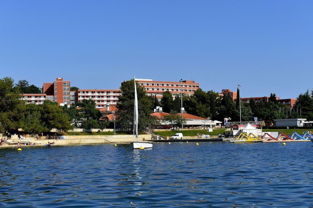 Hotel Albatros Plava Laguna Porec Bagian luar foto